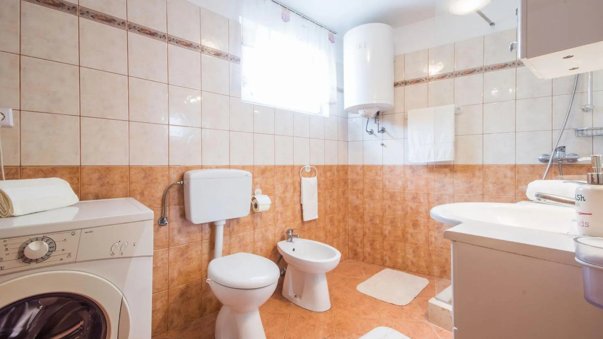 Villa Rozi, A Charming Renovated Istrian House With Pool Pifari Holiday home